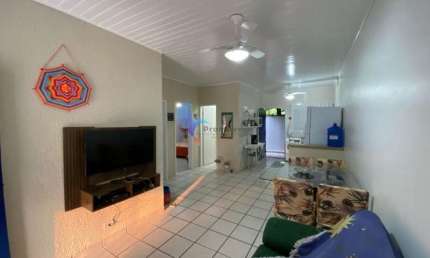 Venha morar em uma casa dos sonhos a apenas 300 metros da praia!