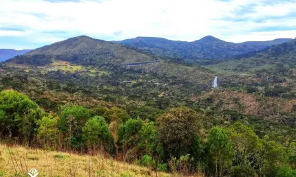 Área com vista privilegiada para Cascata Véu de Noiva em Urubici