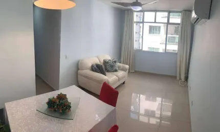 Apartamento de 2 quartos / 1 suíte, todo reformado, montado, entrar e morar, 1 vaga.