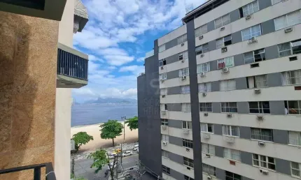 Apartamento de 4 quartos, 2 suítes, todo amplo, quadra da praia, 2 vagas. Icaraí