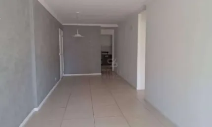 Apartamento de 3 quartos, transformado em  2 suítes, armários madeirol, varanda gourmet, lazer completo. 1 vaga.