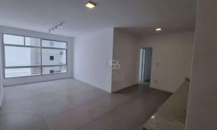 Apartamento de 3 quartos com suíte na quadra da praia de icaraí, todo reformado, vazio. 1 vaga. vaga