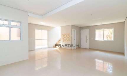 Sobrado com 3 dormitórios à venda, 119 m² por R$ 660.000,00 - Uberaba - Curitiba/PR