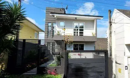 Sobrado com 3 dormitórios à venda, 141 m² por R$ 698.500,00 - Santa Cândida - Curitiba/PR