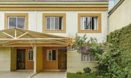 Sobrado com 3 dormitórios à venda, 120 m² por R$ 619.000 - Santa Cândida - Curitiba/PR