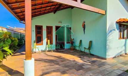 Linda casa térrea 3 dormitórios com piscina em condomínio fechado - TOUR VIRTUAL