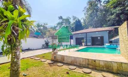 Casa Térrea com 3 Dormitórios no Condomínio Mar Verde