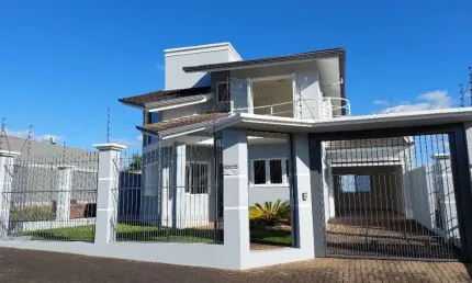 Casa com 3 dormitórios à venda, 157 m² por R$ 990.000,00 - Solar do Campo - Campo Bom/RS