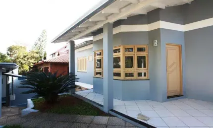 Casa com 3 dormitórios à venda, 270 m² por R$ 650.000,00 - Encosta do Sol - Estância Velha/RS