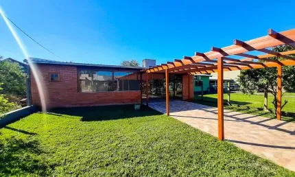 Casa com 2 dormitórios à venda, 144 m² por R$ 250.000,00 - Campina - São Leopoldo/RS
