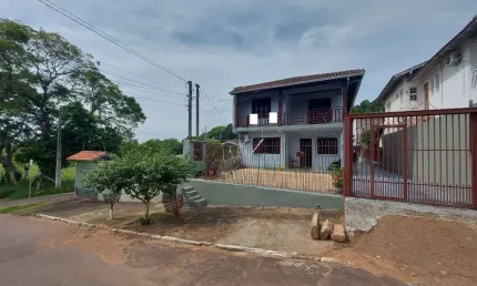 Casa com 3 dormitórios para alugar, 118 m² por R$ 2.590,00/mês - São José - Novo Hamburgo/RS