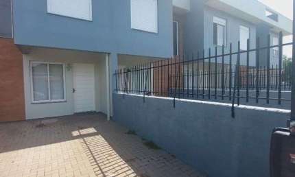 Casa com 2 dormitórios para alugar, 77 m² por R$ 2.790,00/mês - Centro - Estância Velha/RS