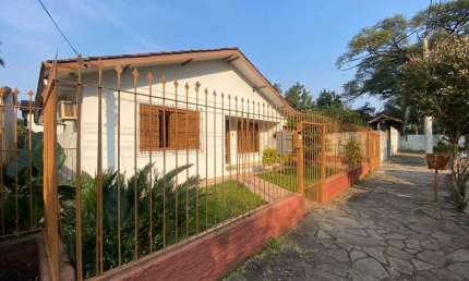 Casa com 4 dormitórios, 264 m² - venda por R$ 629.000,00 ou aluguel por R$ 4.367,00/mês - São  José - Novo Hamburgo/RS