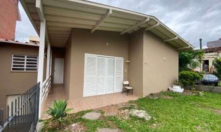 Casa com 5 dormitórios para alugar, 220 m² por R$ 4.970,00/mês - Ideal - Novo Hamburgo/RS