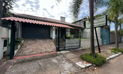 Casa com 3 dormitórios para alugar, 150 m² por R$ 4.400,00/mês - Rio Branco - Novo Hamburgo/RS