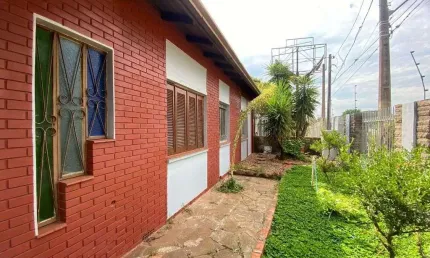 Casa com 3 dormitórios para alugar, 170 m² por R$ 2.870/mês - Rincão - Novo Hamburgo/RS