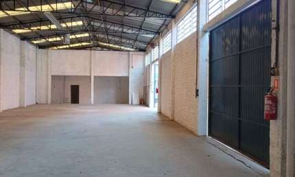 Pavilhão para alugar, 315 m² por R$ 5.300/mês - Canudos - Novo Hamburgo/RS