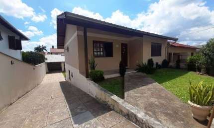 Casa com 4 dormitórios à venda, 203 m² por R$ 630.000,00 - Floresta - Estância Velha/RS