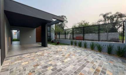 Casa com 3 dormitórios à venda, 111 m² por R$ 680.000 - Centro - Estância Velha/RS