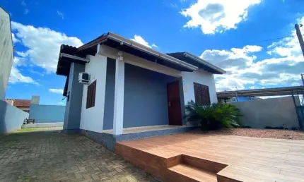 Casa com 2 dormitórios à venda, 60 m² por R$ 400.000,00 - Lago Azul - Estância Velha/RS