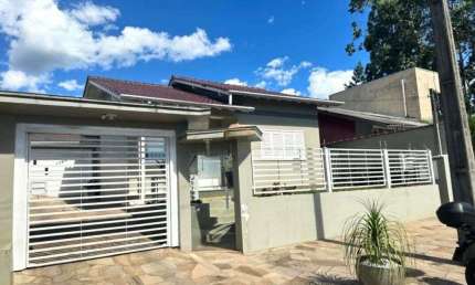 Casa com 2 dormitórios à venda, 89 m² por R$ 450.000 - Lago Azul - Estância Velha/RS