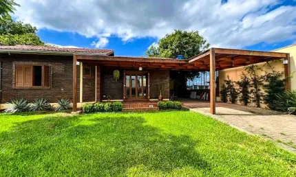 Casa com 1 dormitório à venda, 125 m² por R$ 430.000,00 - Campo Grande - Estância Velha/RS