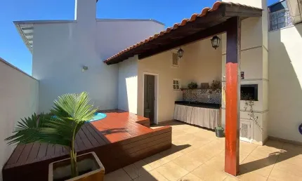 Casa com 2 dormitórios, 75 m² - venda por R$ 379.000,00 ou aluguel por R$ 3.017,00/mês - Rincão - Novo Hamburgo/RS