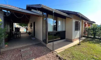 Casa com 3 dormitórios à venda, 69 m² por R$ 500.000,00 - Lagoa Azul - Estância Velha/RS