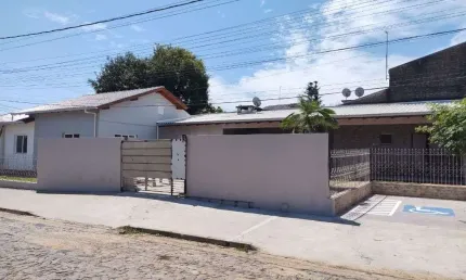 Casa com 3 dormitórios para alugar, 110 m² por R$ 3.087,00/mês - Bela Vista - Estância Velha/RS