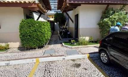 Casa em condomínio fechado com 2 quartos para alugar na Alameda Praia Garapuá, 270, Stella Maris, Salvador
