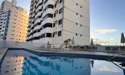 APARTAMENTO 2/4 COM SUÍTE NO IMBUÍ, 2 VAGAS DE GARAGEM .