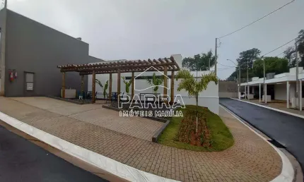 VENDE-SE RESIDÊNCIA NO COND. RESERVA ALTOS DO BOSQUE - MARILIA/SP