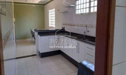 Casa com 3 quartos à venda no Lorenzetti, Marília 