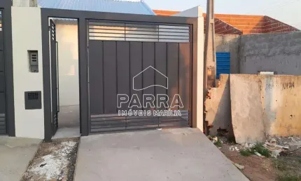 VENDE-SE RESIDÊNCIA NO JARDIM SANTA ANTONIETA - MARILIA/SP