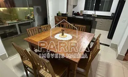 Casa com 3 quartos à venda no Jardim Parati, Marília 