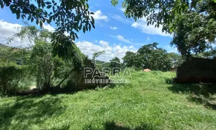 Vende-se chácara no parque serra dourada - marilia/sp