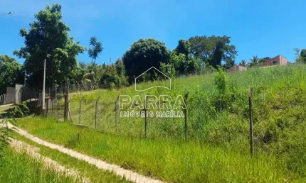 Vende-se chácara no estância três lagos - marilia/sp