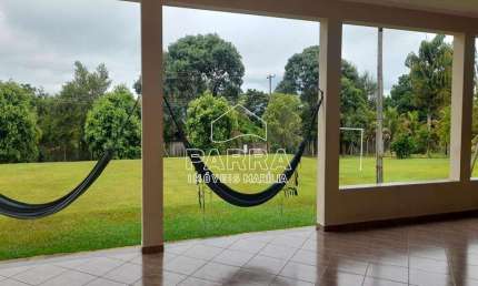 VENDE-SE CHÁCARA NO ESTÂNCIA TRÊS LAGOS - MARILIA/SP