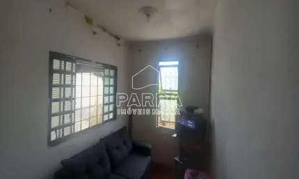 VENDE-SE RESIDÊNCIA NO NÚCLEO HABITACIONAL NOVA MARÍLIA - MARILIA/SP