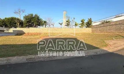 VENDE-SE TERRENO NO COND. RECANTO DAS ESMERALDAS I - MARILIA/SP