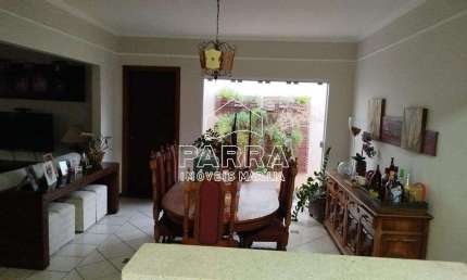 VENDE-SE RESIDÊNCIA NO JARDIM MONTE CASTELO - MARILIA/SP