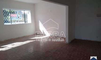 Casa comercial à venda no Centro, Marília 