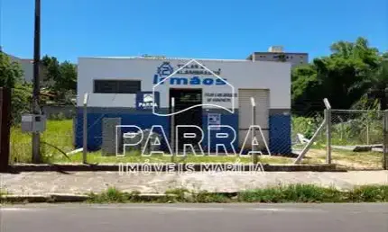 Casa comercial à venda no Banzato, Marília 