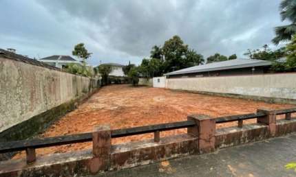 Terreno à venda na Rua Orleans, 342, América, Joinville por R$ 1.300.000