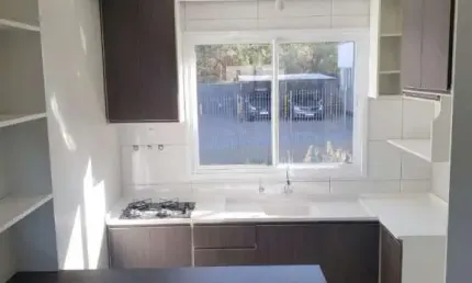 Casa com 2 quartos à venda na Rua Irmão Almiro Antônio Bisol, 363, Desvio Rizzo, Caxias do Sul por R$ 282.000
