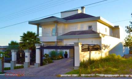 Casa em condomínio fechado com 4 quartos à venda na Fridolino Althaus, 248, Imigrante, Farroupilha por R$ 2.290.000