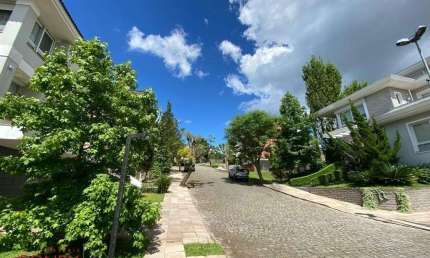 Terreno em condomínio fechado à venda na Rua Fernão Dias, 550, Jardim América, Caxias do Sul por R$ 690.000