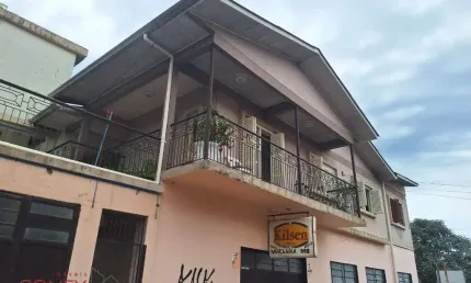 Casa com 8 quartos à venda na Joaquim Pedro Lisboa, 1204, São Victor COHAB, Caxias do Sul por R$ 380.000