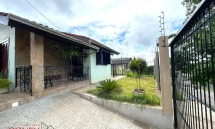 Casa com 3 quartos à venda na Rua Clélia Manfro, 1583, Petrópolis, Caxias do Sul por R$ 924.000