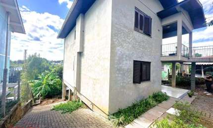 Casa com 4 quartos à venda na Minas Gerais, 1100, Bela Vista, Farroupilha por R$ 467.000